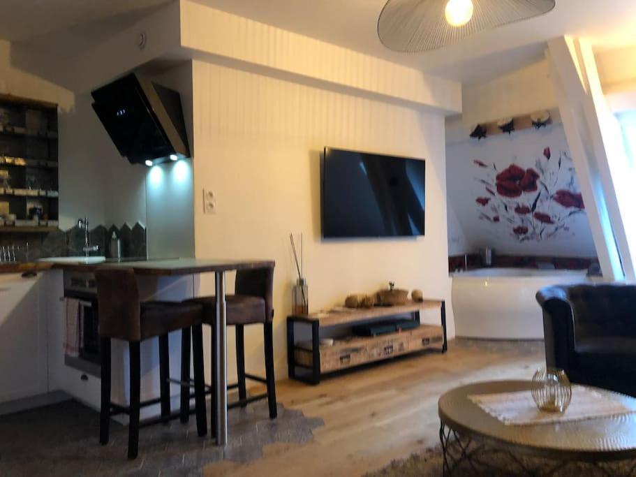 Sejour Detente Au Coeur De Macon Spa,Cine,Bouteille Offerte Εξωτερικό φωτογραφία